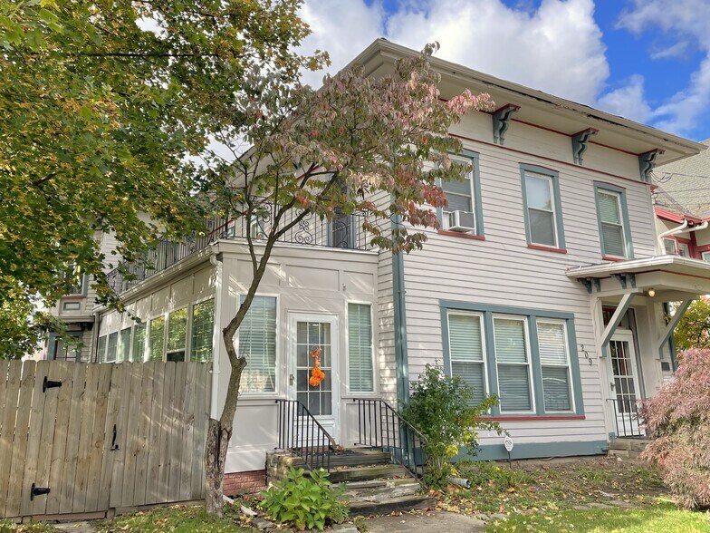 209 College Avenue - 209 College Ave