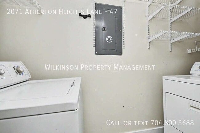 Building Photo - 2071 Atherton Heights Ln