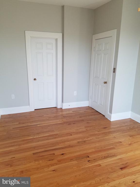 Building Photo - 1325 13th St NW