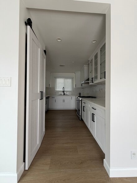 Building Photo - 1220 Felbar Ave