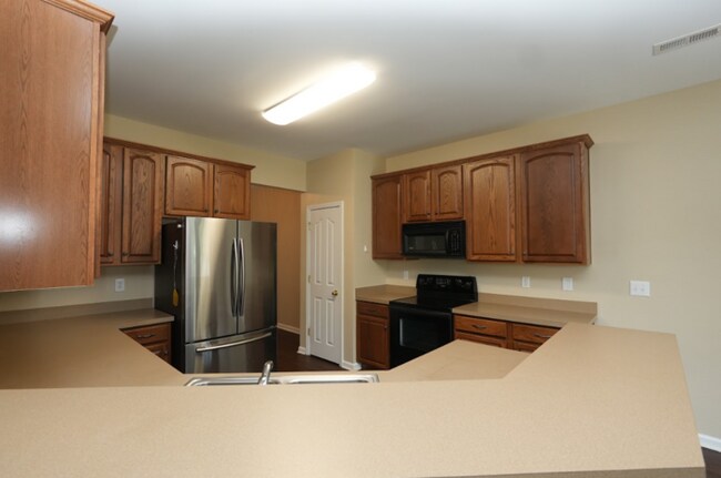 Building Photo - Charming 3-bedroom, 2-bath home