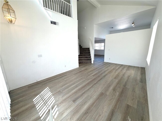 Building Photo - 846 Zinnia Cir