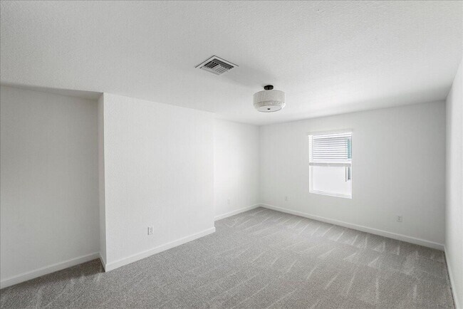 Building Photo - 6346 Windwood Wy