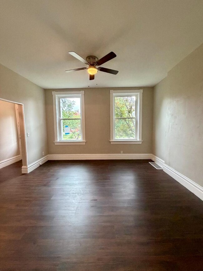 Building Photo - 3640 Liermann Ave
