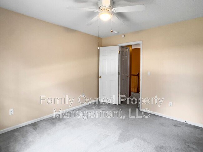 Building Photo - 170 Red Cypress Dr