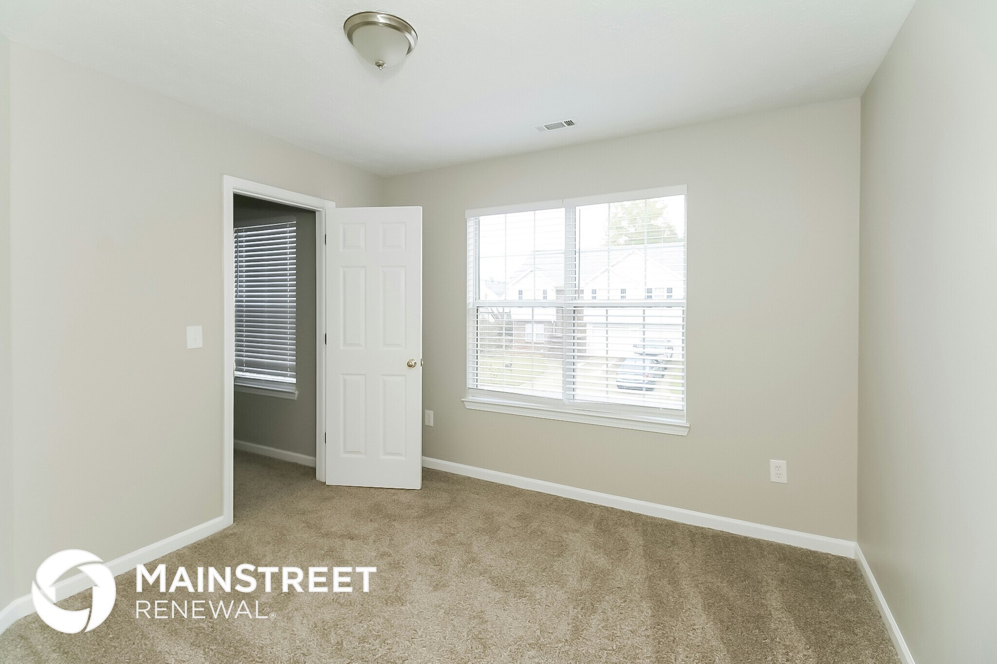 Building Photo - 388 Sawgrass Way