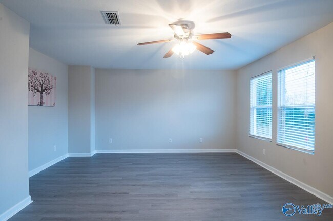 Building Photo - 213 Bumper Crop Ln NW