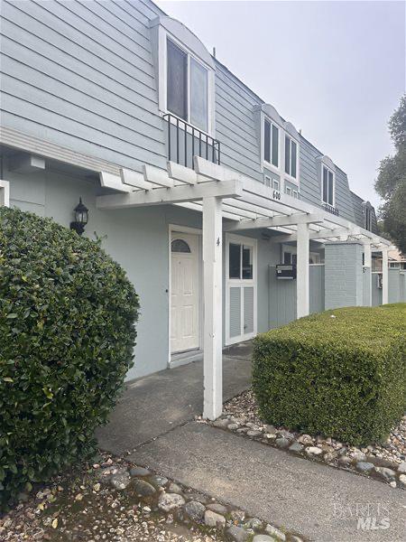 Building Photo - 600 Alamo Dr