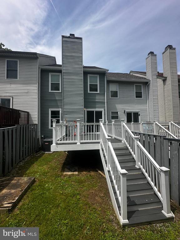 Building Photo - 9607 Clocktower Ln