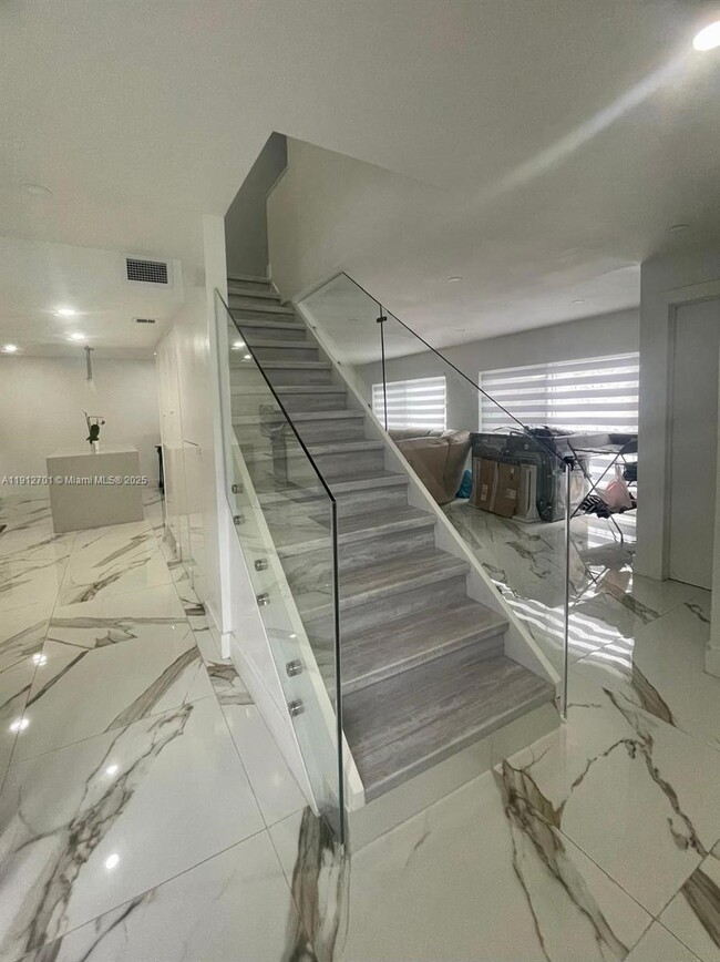 Building Photo - 15465 SW 86th Terrace