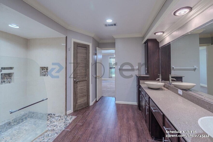 Building Photo - 18726 Candleview Dr