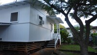Building Photo - 1701 Skyline Dr