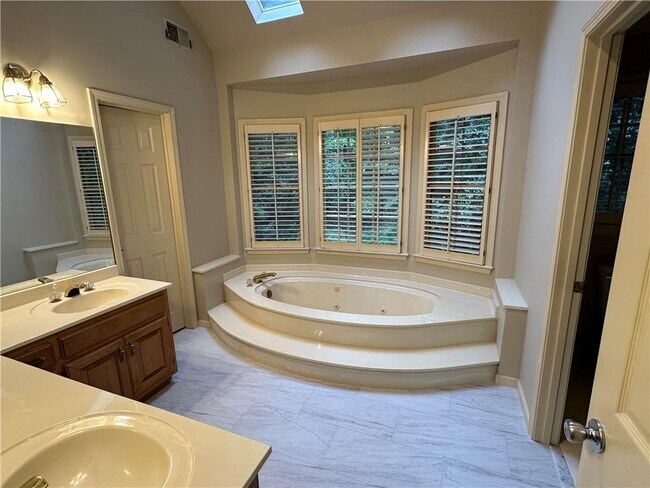 Building Photo - 3741 Bays Ferry Way