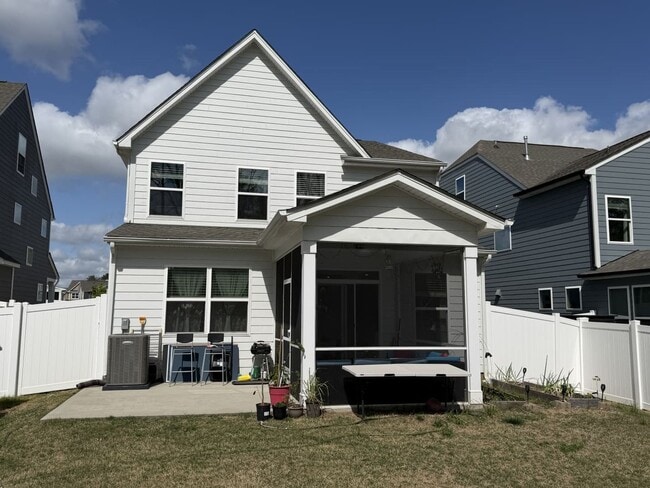 Building Photo - Like new home in Harrisburg!!