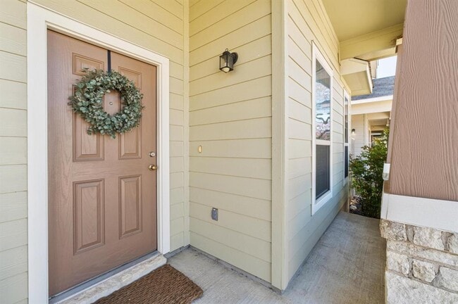 Building Photo - 4613 Graceful Ln