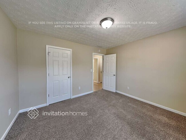 Building Photo - 3910 Mission Ln Ct