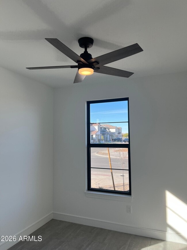 Building Photo - 1063 E Zion Way
