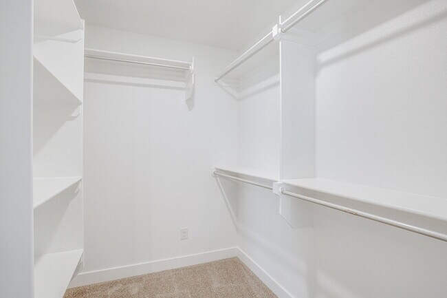 Building Photo - 1905 140th St