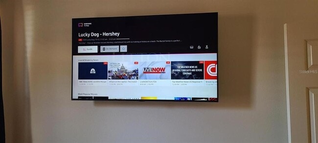 Building Photo - 2310 Palm Tree Dr