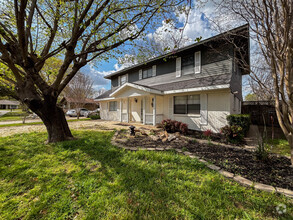 Building Photo - 1820 Westchester St