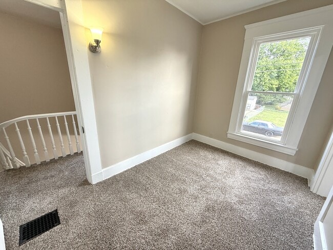 Building Photo - 1112 Girard Ave