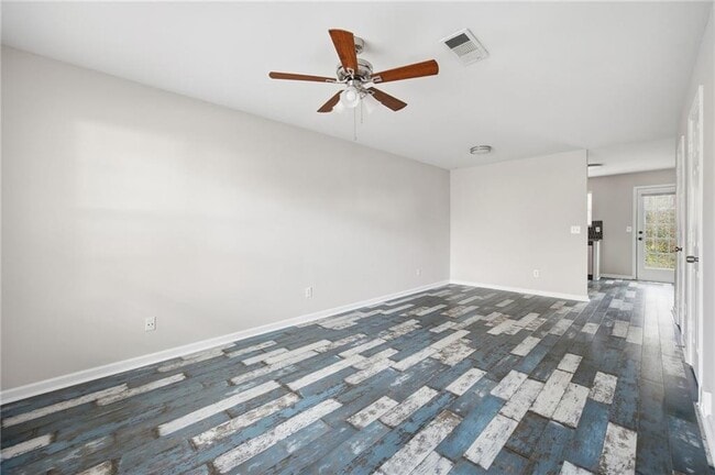 Building Photo - 103 Lilli Ln