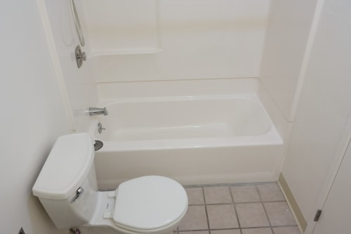 Building Photo - 1051 Beach Park Blvd