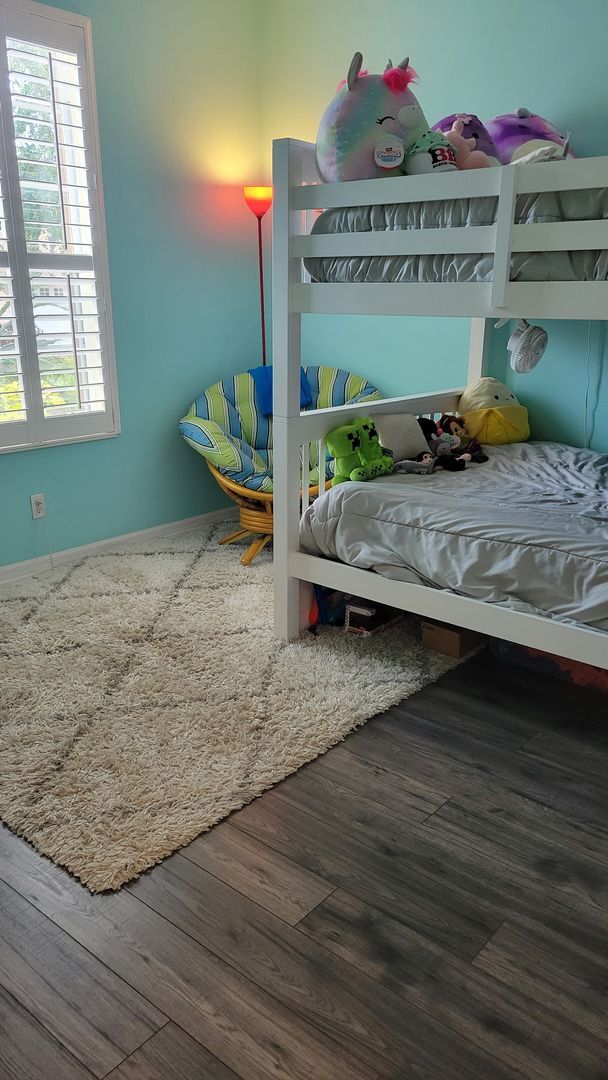 Building Photo - ANNUAL UNFURNISHED 2 bed 2 bath ground flo...