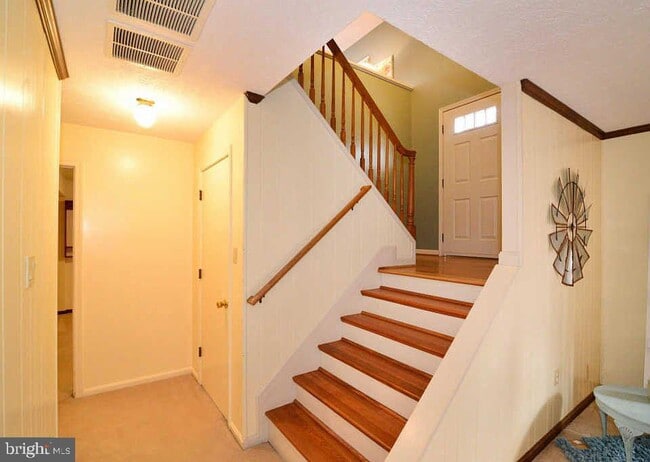 Building Photo - 5134 Shady Oak Ln