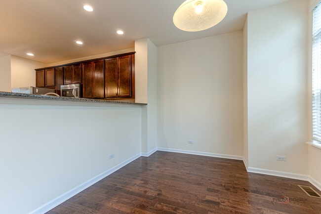 Building Photo - 405 Alpine Springs Dr