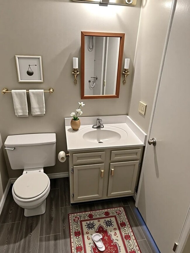 Building Photo - Charming 2BR Condo in Charlotte