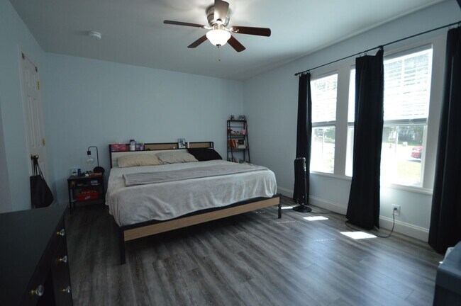 Building Photo - 4505 Whistling Way