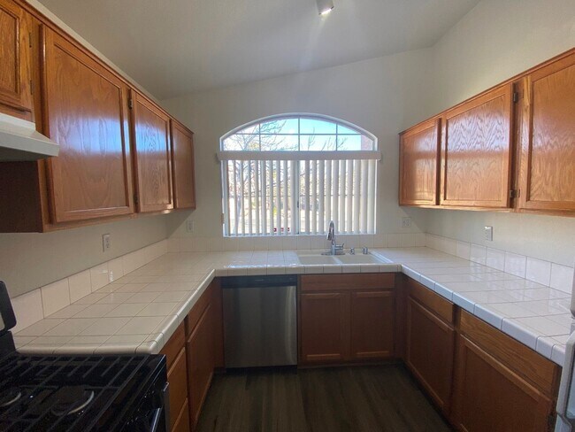 Building Photo - 8029 Sierra Largo Dr