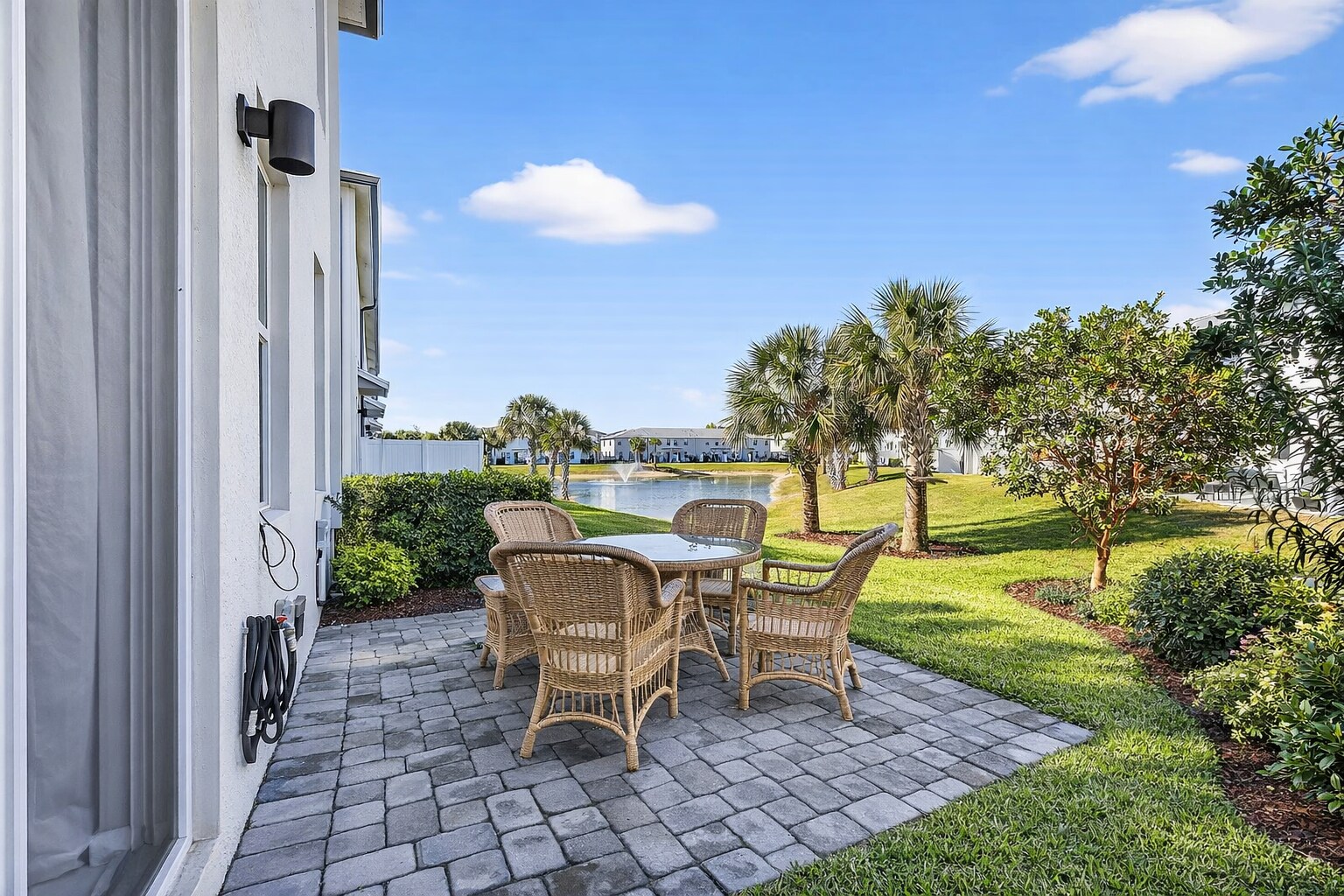 Building Photo - 1721 Lindley St