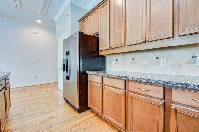 Building Photo - 1507 Paige St