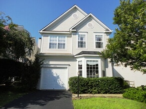 Building Photo - 14574 Crown Hollow Ct
