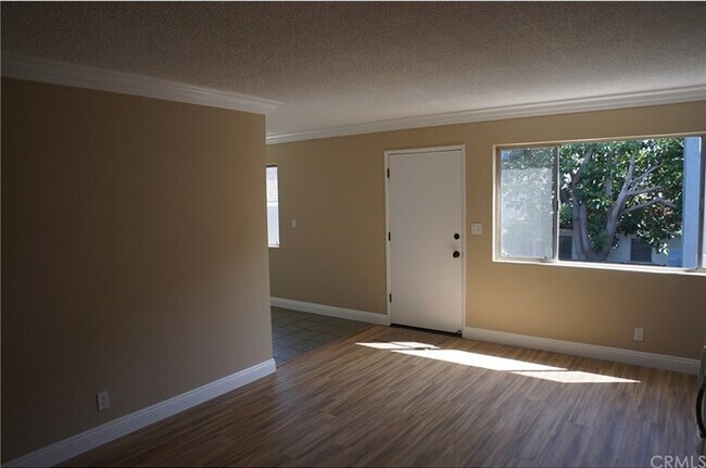 Welcoming Entry to Common Living Area - 912 S Juanita Ave