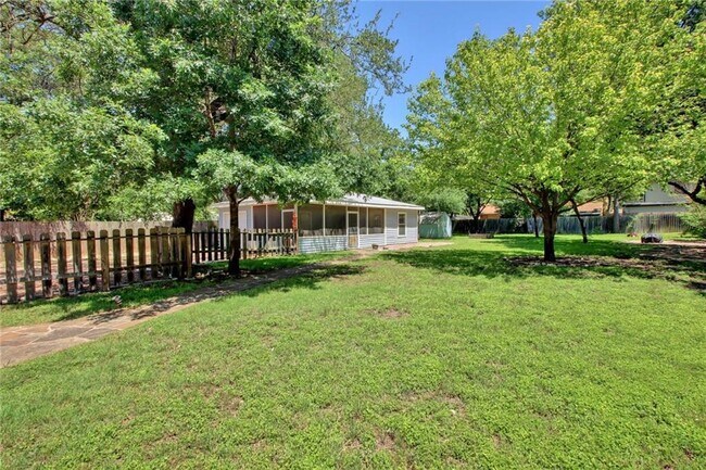 Building Photo - 1408 Ruth Ave