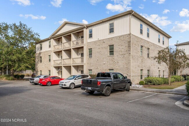 Building Photo - 119 Covil Ave