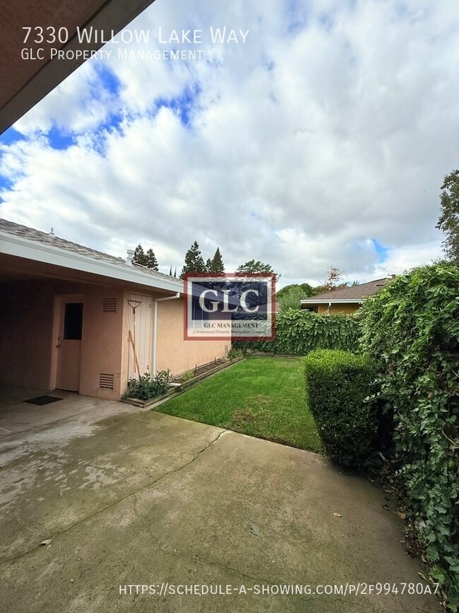 Building Photo - 7330 Willow Lake Way