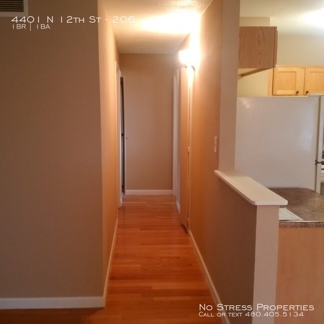 Building Photo - 1 Bed Condo off 12th St and Indian School!