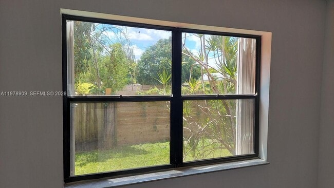 Building Photo - 2240 Van Buren St