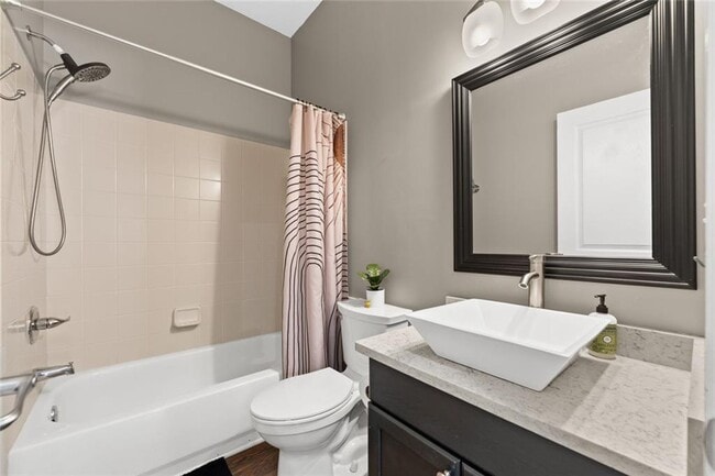 Building Photo - 3675 Millwater Crossing NE