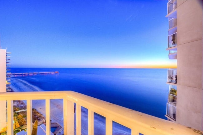 Building Photo - 16819 Front Beach Rd