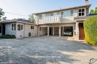 Building Photo - 260 Linfield Dr