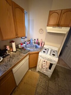 Building Photo - 38 Hemenway St