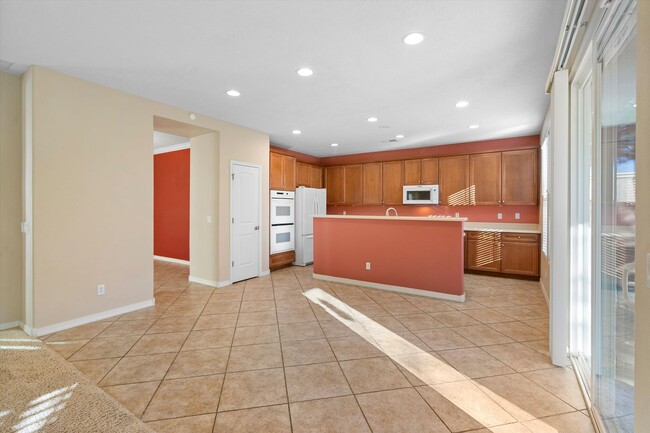 Building Photo - Beautiful 4 Bed / 4 Bath | NW Albuquerque ...