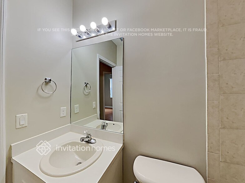 Building Photo - 11762 SW 152nd Path