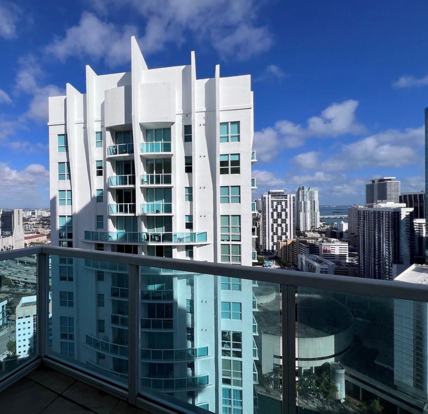 Building Photo - 41 SE 5th St