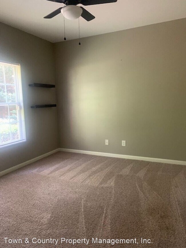 Building Photo - 3 br, 2 bath House - 140 Wexford Dr. Unit 107